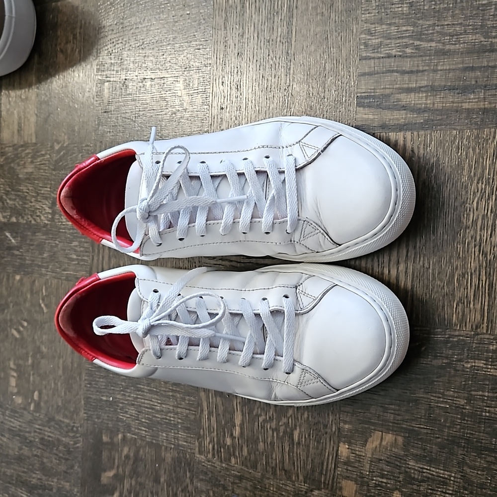 Givenchy sneaker